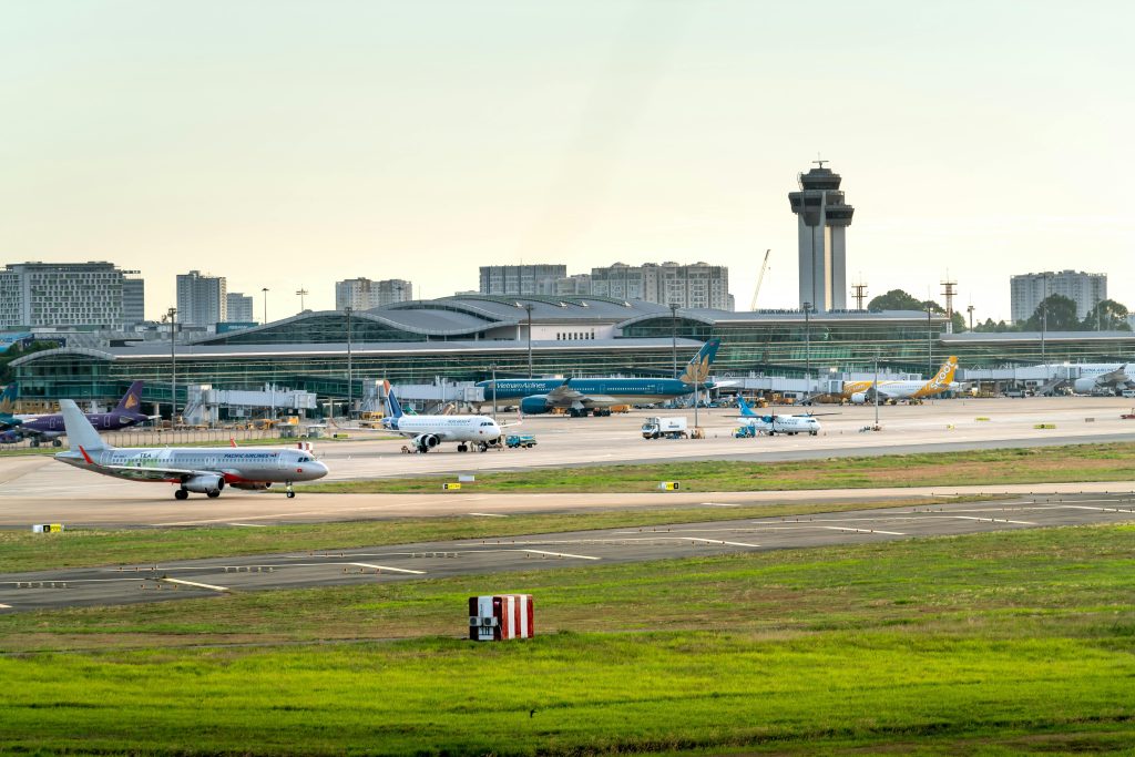 Lennupäev kipub paljudel minema kas liiga kaootiliseks või pingeliseks. Tegelikult ei ole asi keeruline, sest enamus stressi tekib sellest, et mõned lihtsad asj